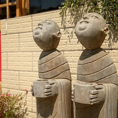 Wangshan Villa By Ming Dynasty Tombs-2